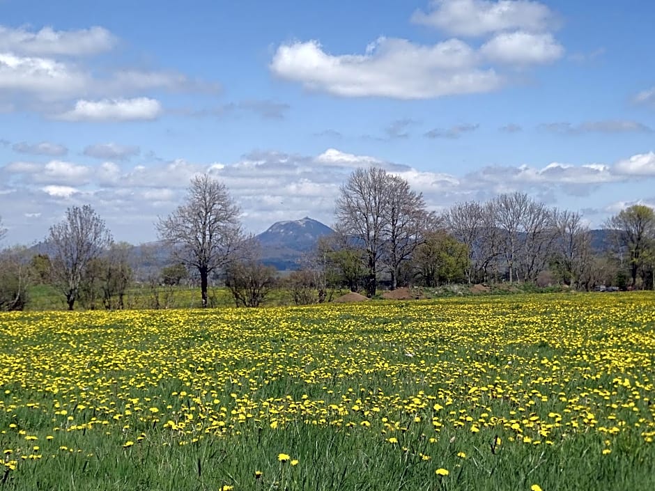 LOGIS LAS CROZAS La Poupe