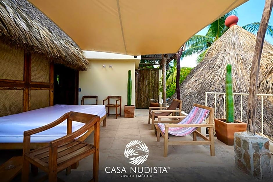 Casa Nudista - LGBT Hotel