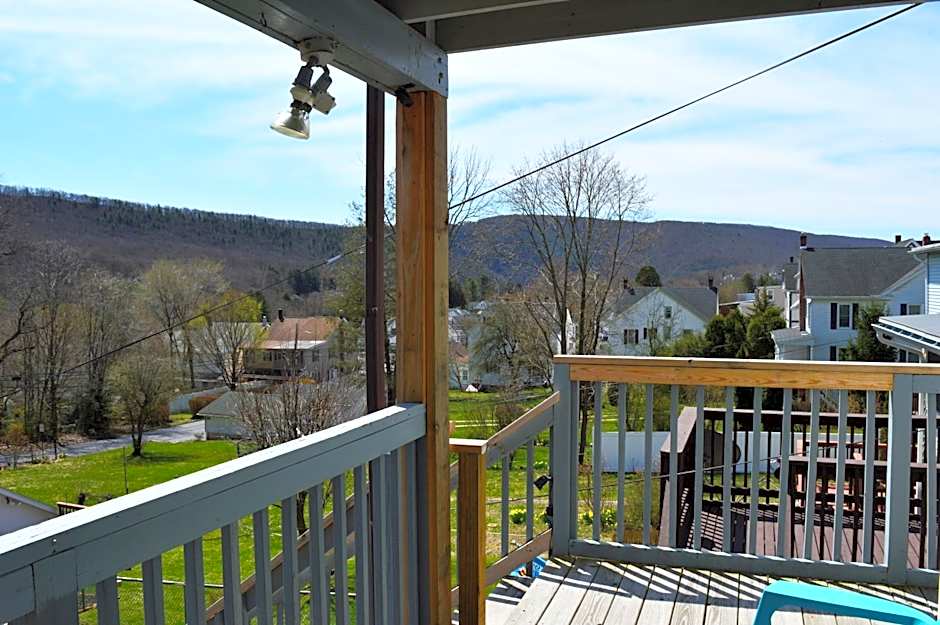 Mountain View Suites