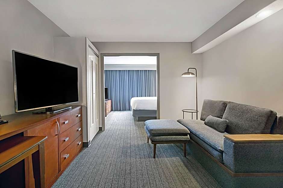 Courtyard by Marriott Chicago Elmhurst/Oakbrook Area