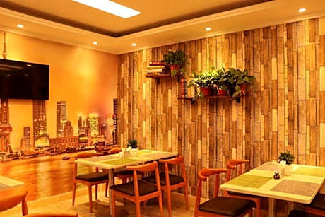 Shell Rizhao Donggang District Bus station Hotel