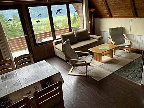 Ferienwohnung-Hütte-Eigenes Badezimmer-Balkon