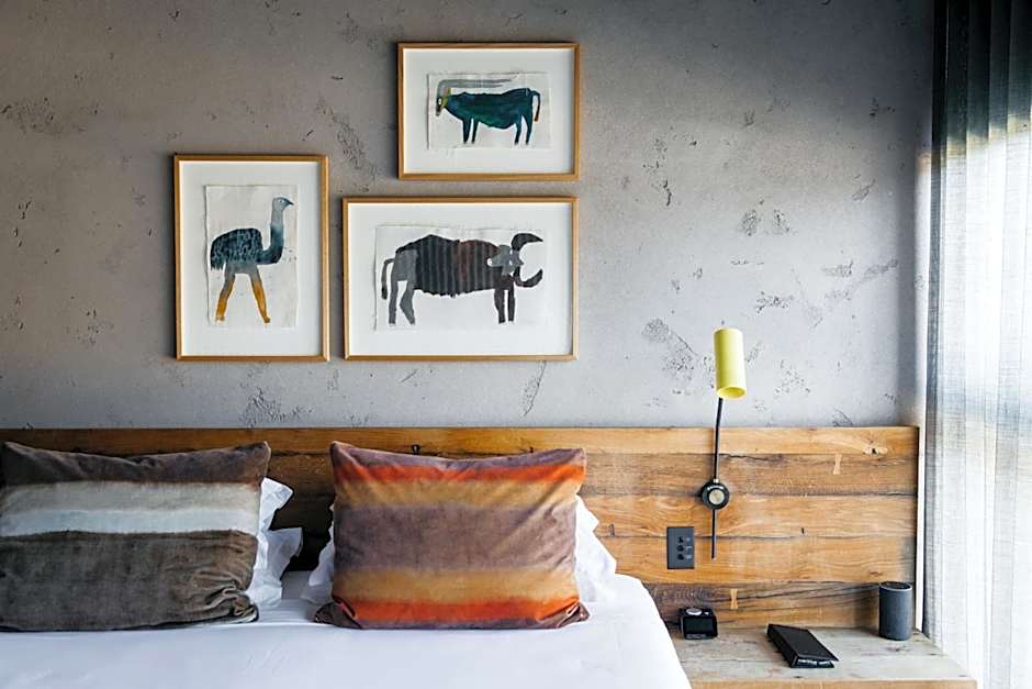 Ovolo Canberra, a Wyndham Hotel