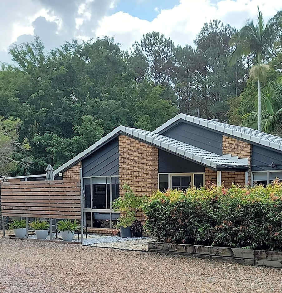 Tukawyl Retreat Landsborough