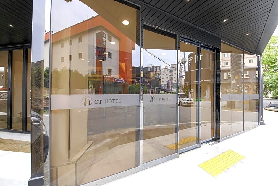 Benikea Cheonan Tourist Hotel