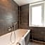Pakat Suites Hotel