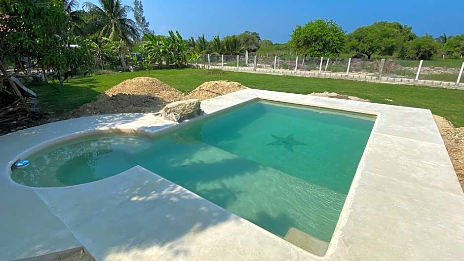 Puerto Lobos Dive camp