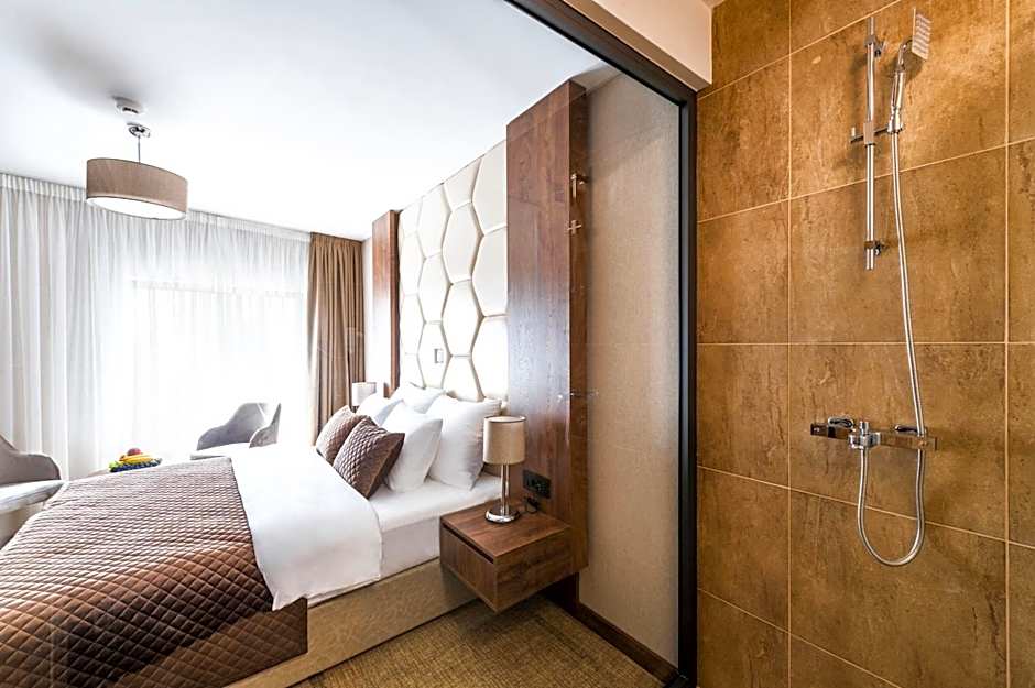 Amsterdam Hotel Pool & SPA