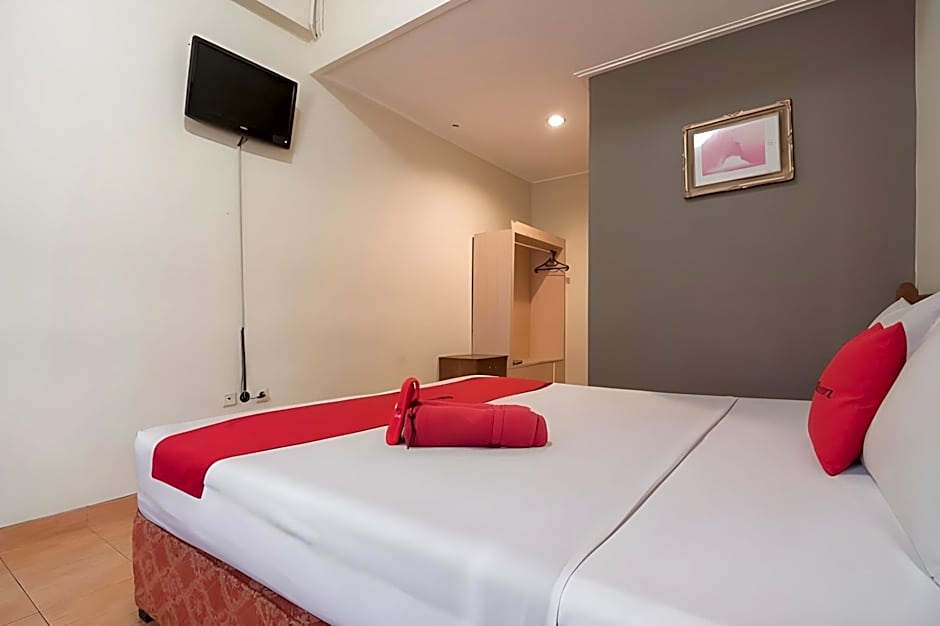 RedDoorz @ Buah Batu 3