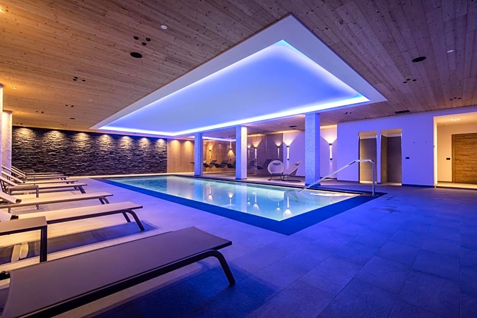 Monaco Sport Hotel