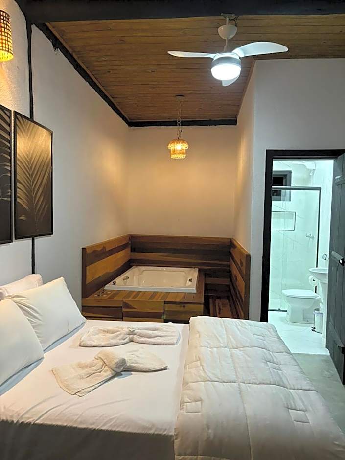 Pousada Entre Folhas