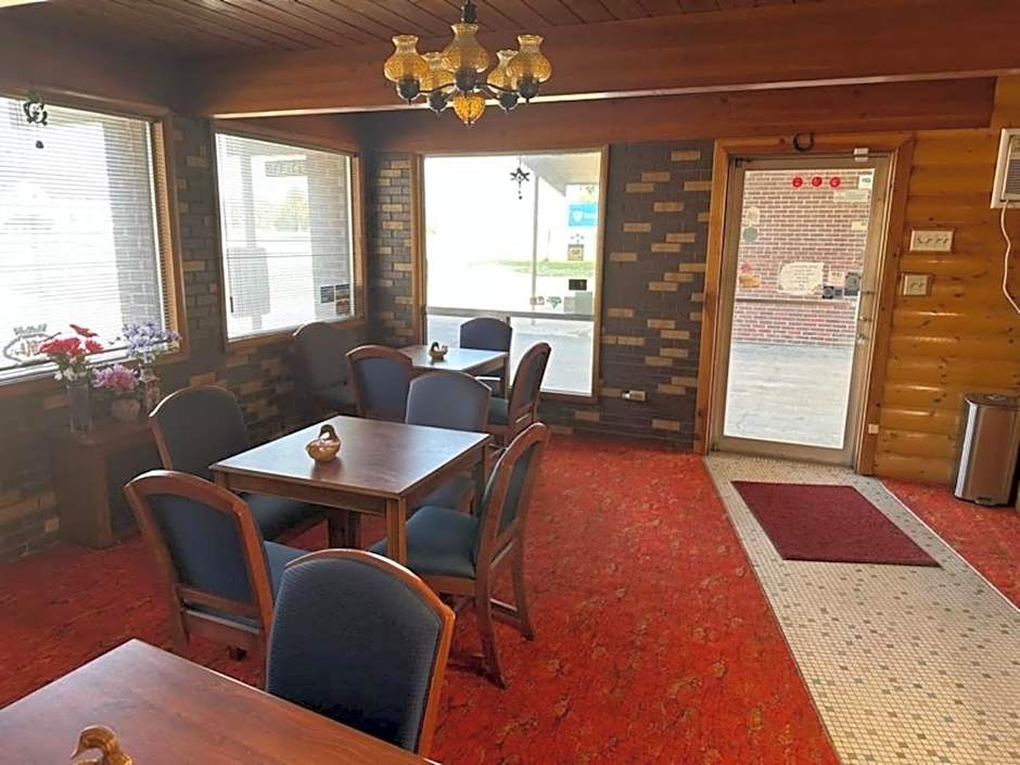 Love Hotels Western Holiday by OYO at Harlan Lake NE