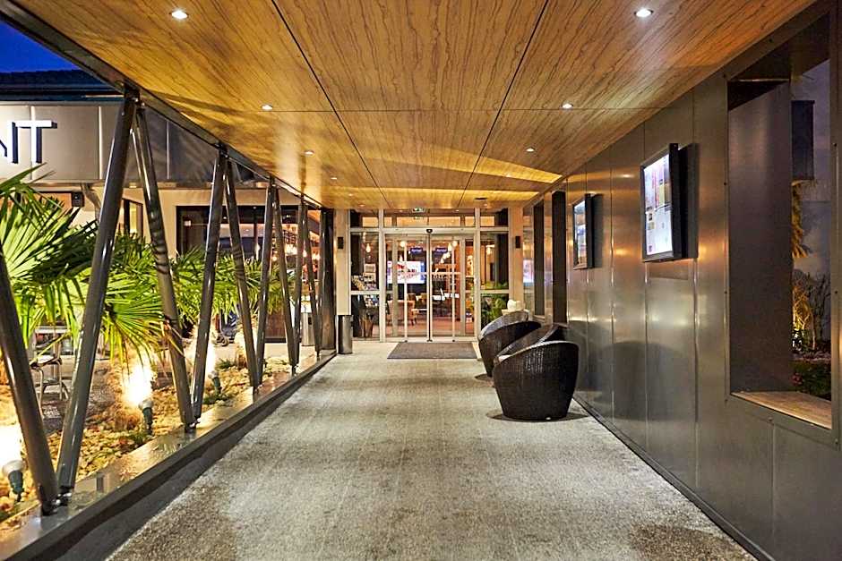 Kyriad Clermont Ferrand Nord - Riom