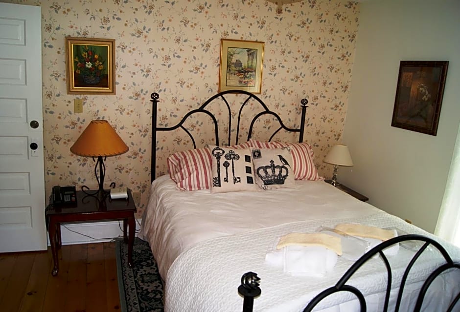 Ye Olde Walkerville Bed & Breakfast