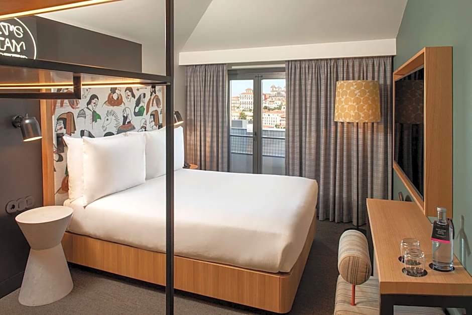 Se Catedral Hotel Porto, Tapestry Collection by Hilton
