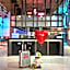 Moxy Frankfurt City Center