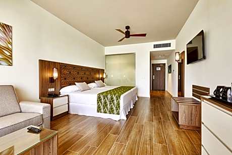 Beach Room - Domestic Flight included