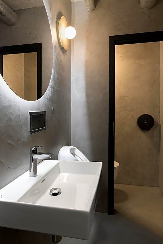 IZY STAY Hostel Bratislava