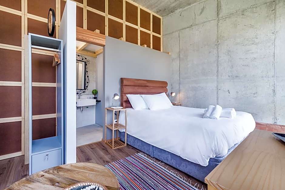 Bridge It - Suites & Views