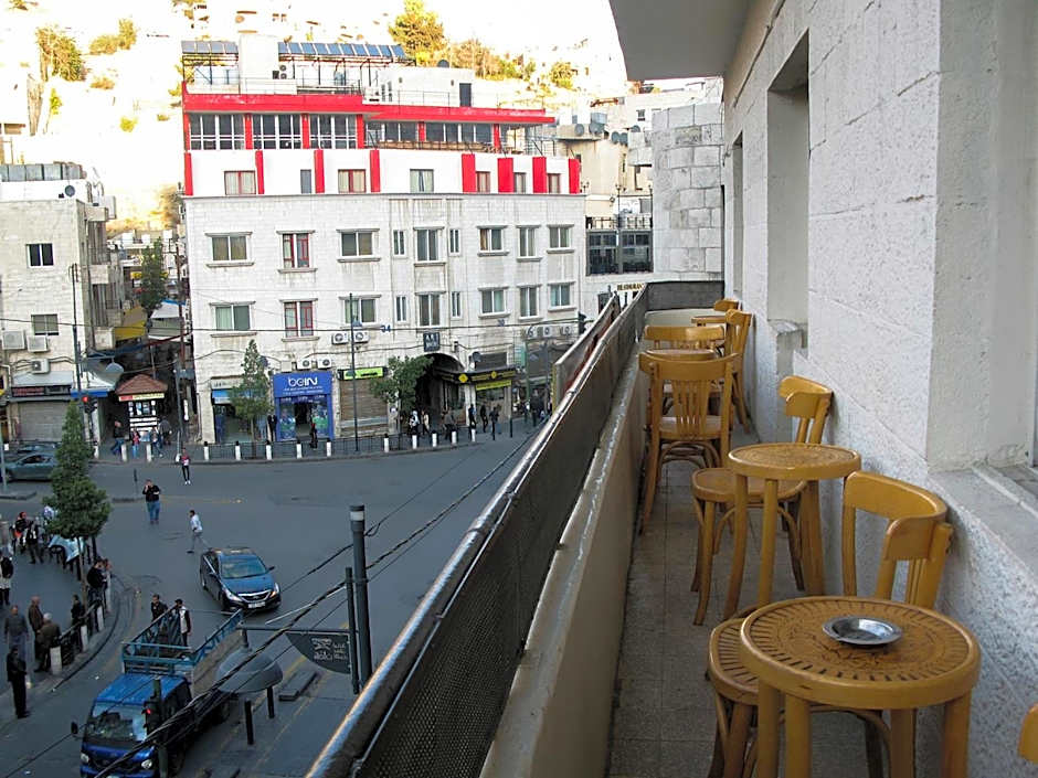 Cliff Hostel
