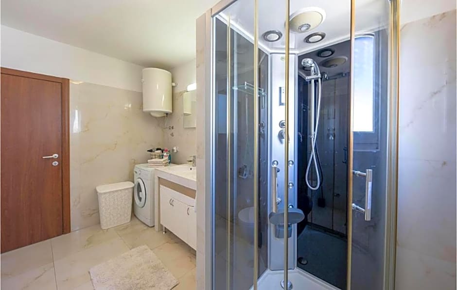 Apartment Renata + PRIVATE swimming pool in SPLIT