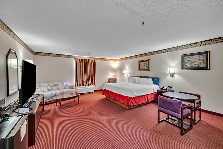 Gray Inn & Suites