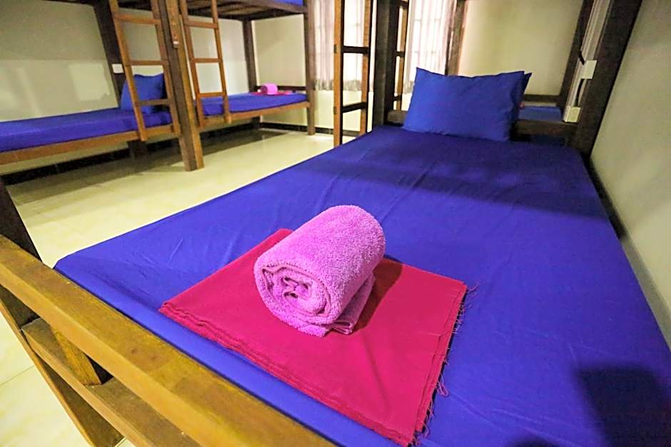 Blue Diamond Hostel