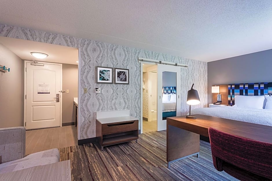 Hampton Inn By Hilton & Suites Herndon-Reston