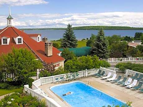 Mission Point Resort