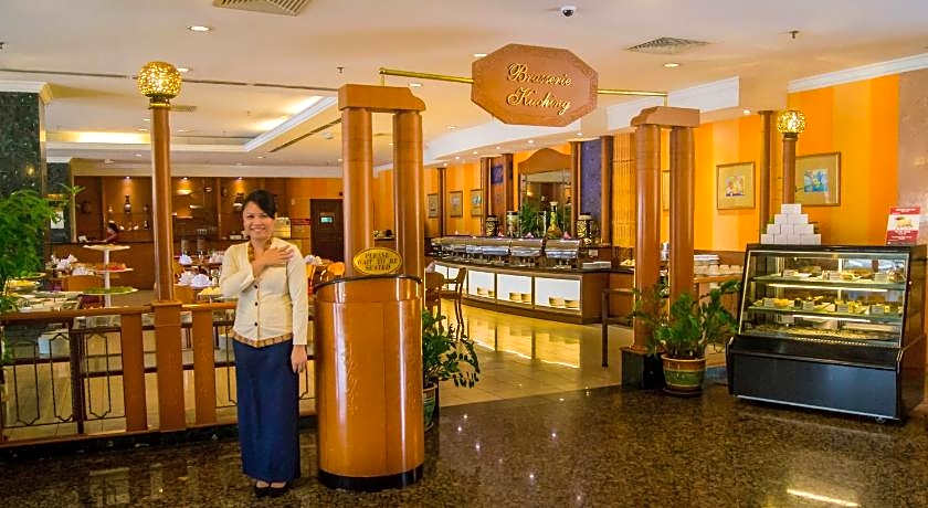 Grand Continental Kuching Hotel