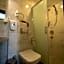 Artemis Hotel