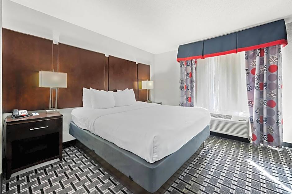 Comfort Suites Williamsburg Historic Area