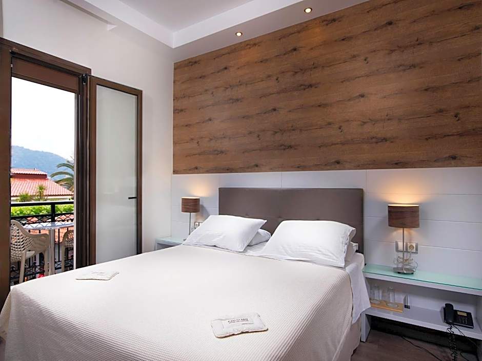 Kamelia & Semeli Hotel