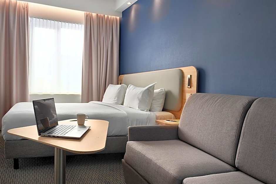 Holiday Inn Express Hasselt By IHG