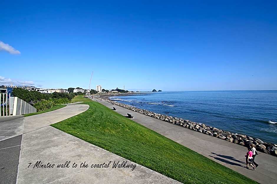 Lockwood Manor Motel