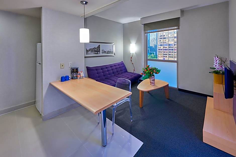 City Express Plus by Marriott Ciudad de México Reforma El Ángel