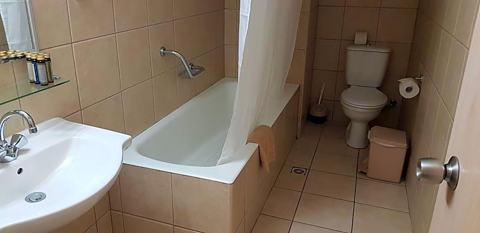 Senator Hotel Apartments