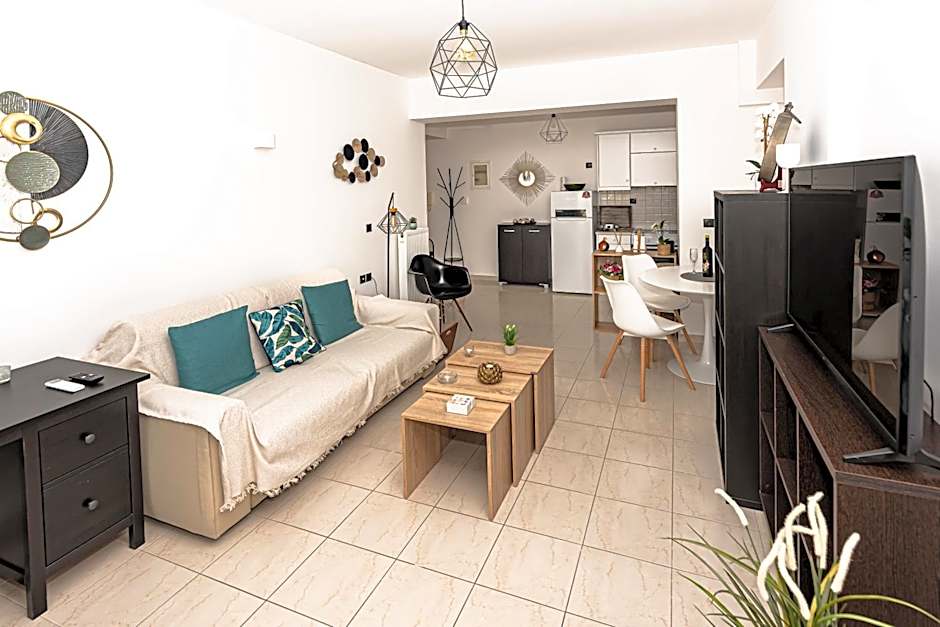 Koum Kapi C1 - Private Parking - Seaside Apt