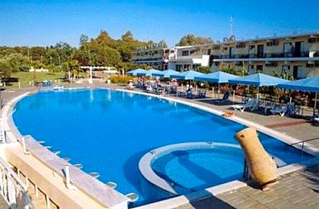 Lintzi Hotel