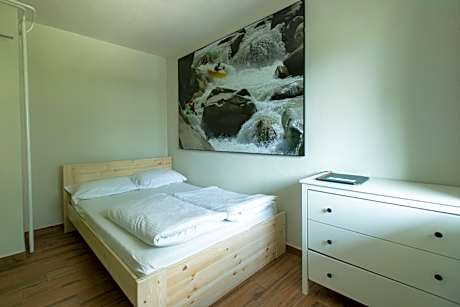 Small Double Room with Shared Bathroom