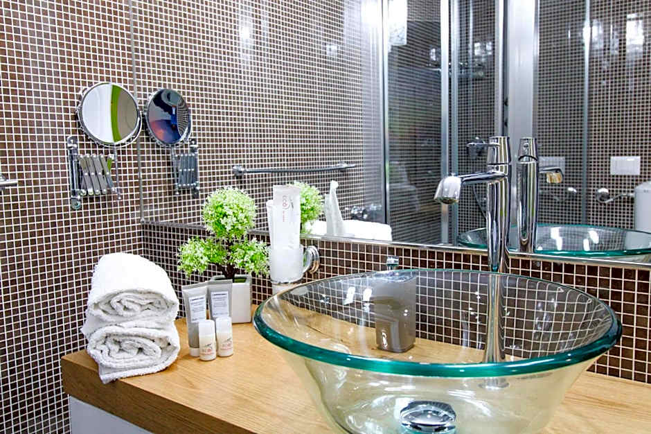 THE PALACE B&B and Apartments