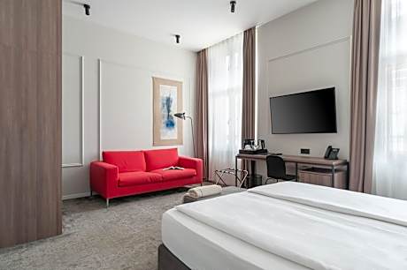 MANDA Heritage Hotel