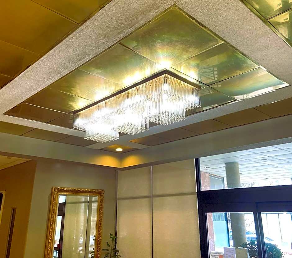 Ramada by Wyndham Los Angeles/Wilshire Center