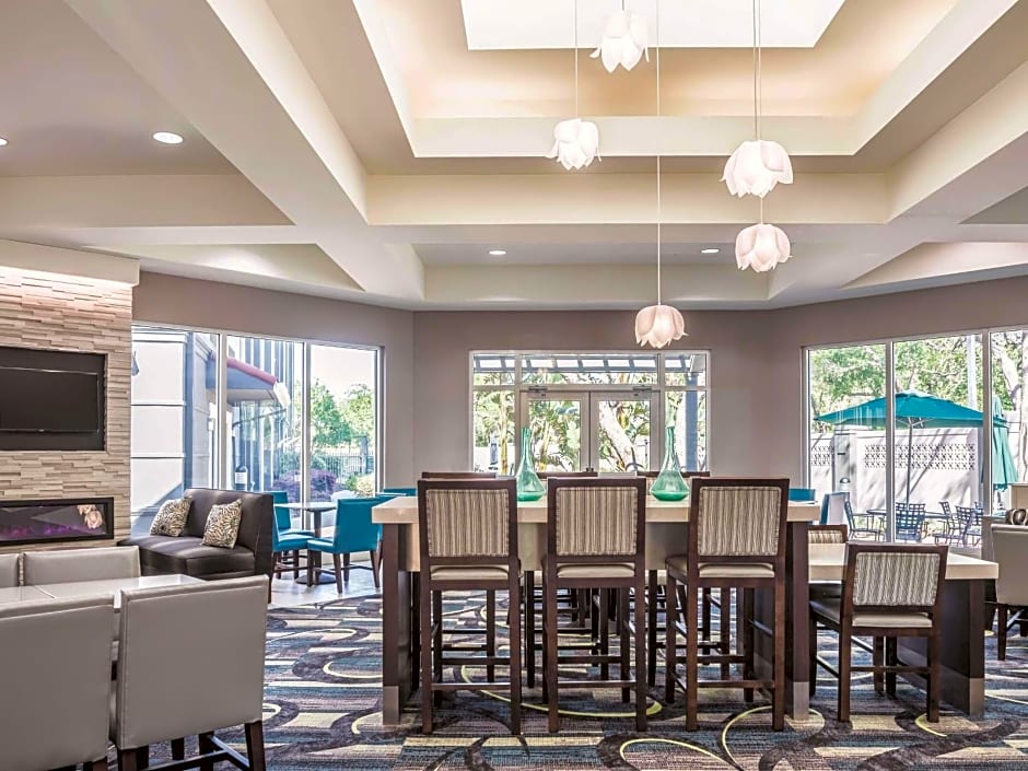 La Quinta Inn & Suites by Wyndham Lake Mary