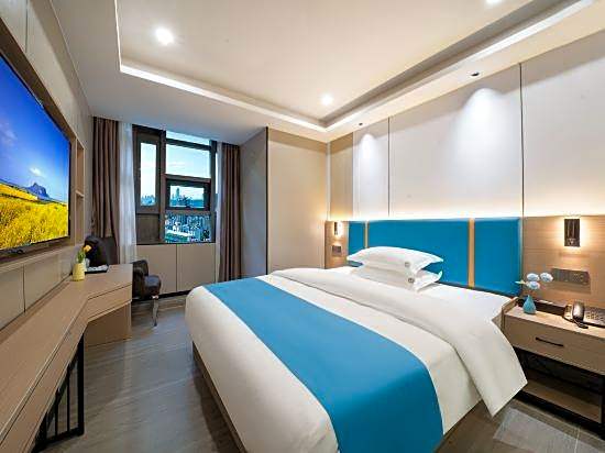 Meiling Hotel (Guangzhou Zhujiang New Town Wuyangyu Subway Station)
