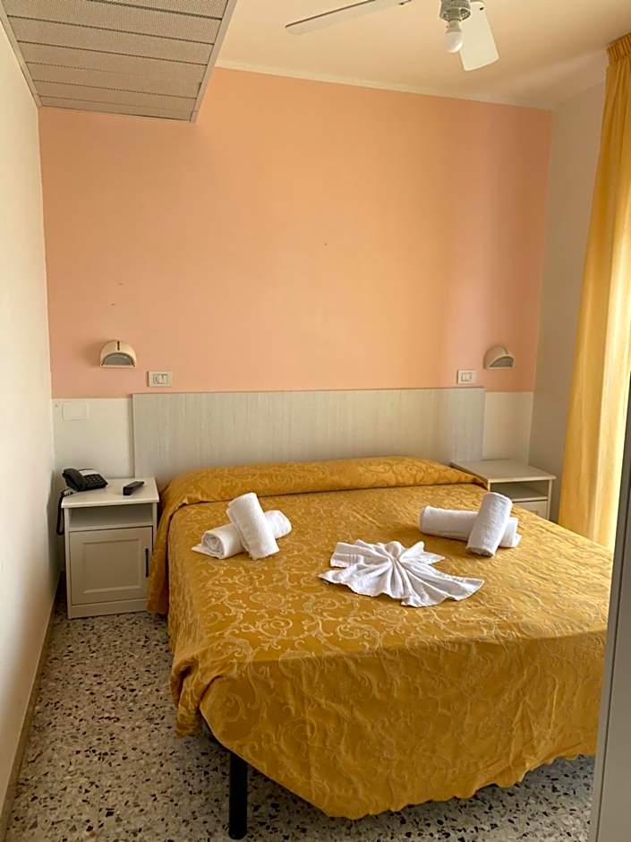 Hotel Modenese