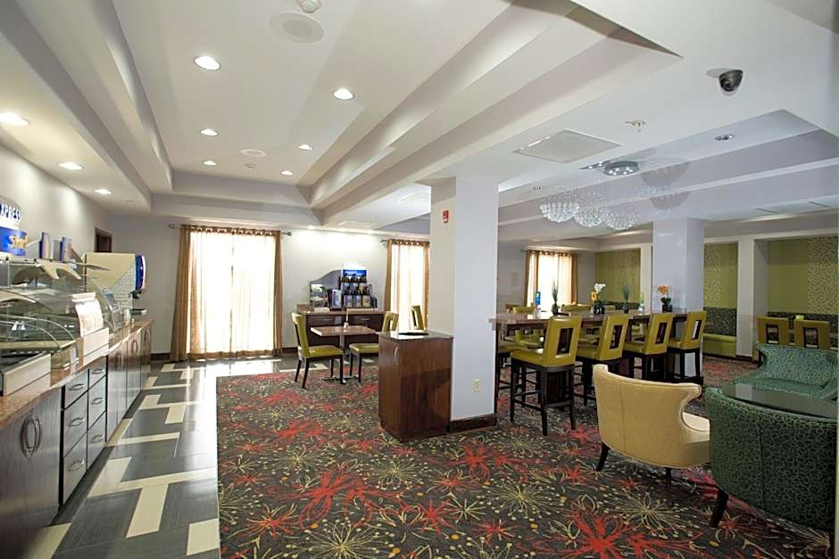 Holiday Inn Express Hotel And Suites Morrilton By IHG