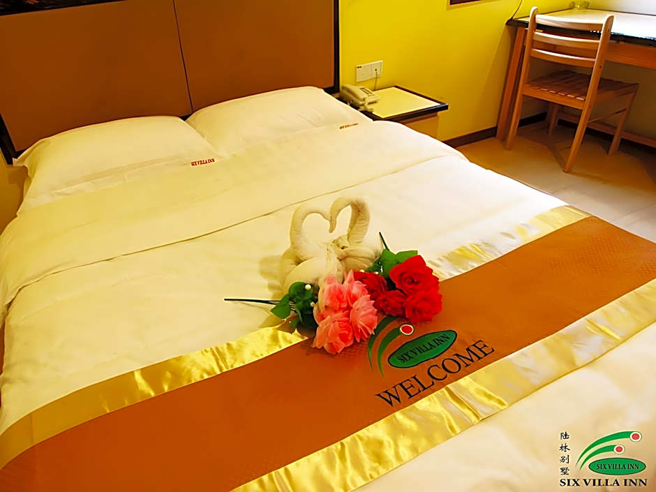 Six Villa Inn