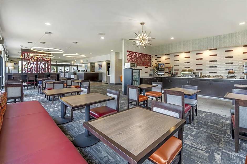 Best Western Plus Castlerock Inn & Suites