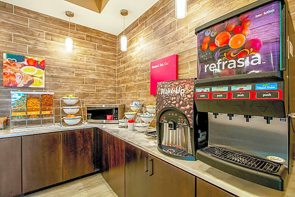 Comfort Suites Fishkill near Interstate 84